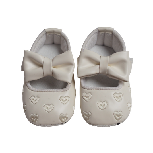 Matte Hearts Shoes - White (319)